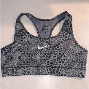Nike Pro Sports Bra